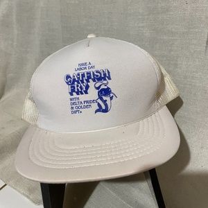 VINTAGE white flat bill trucker snapback hat